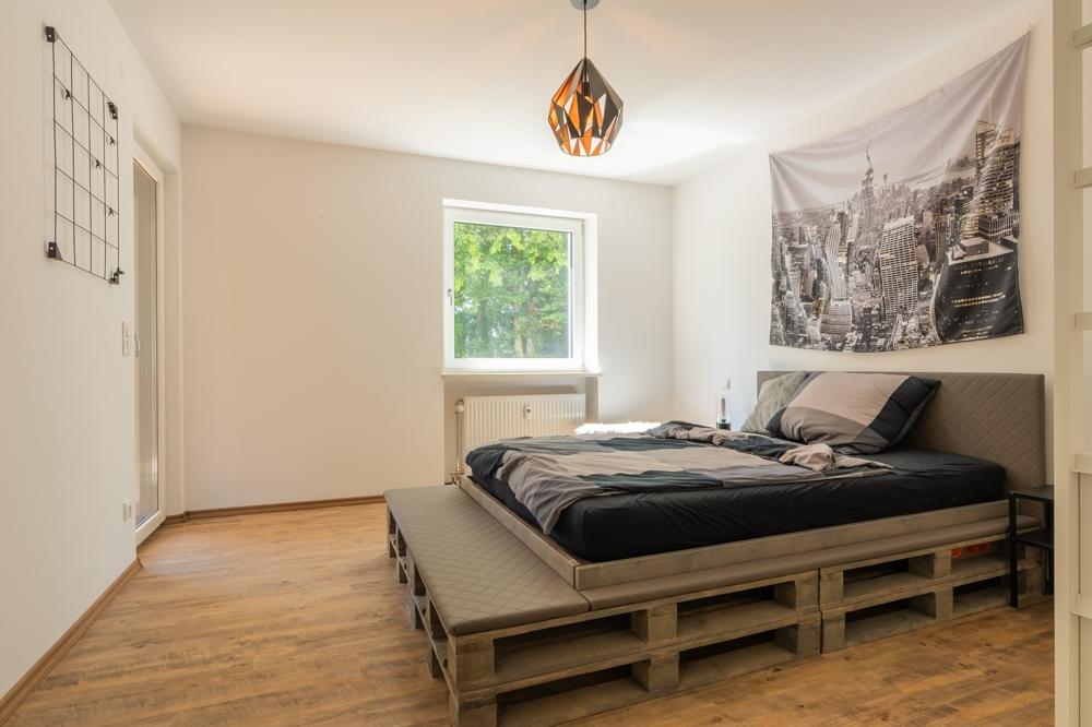Top ausgestattet in der Passauer-Innstadt 2,5-Zimmer-Wohnung mit moderner Einbauküche und Sonnenloggia - Foto 4