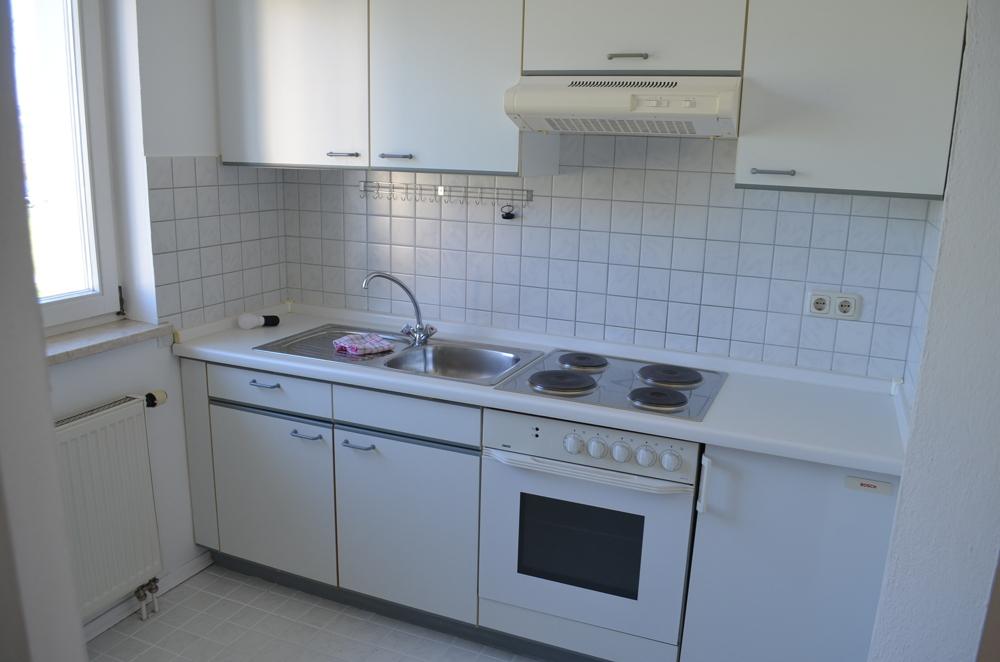 Praktische Singlewohnung in ruhiger Stadtlage! mit Tageslichtbad, heller Küche und Balkon - Foto 1