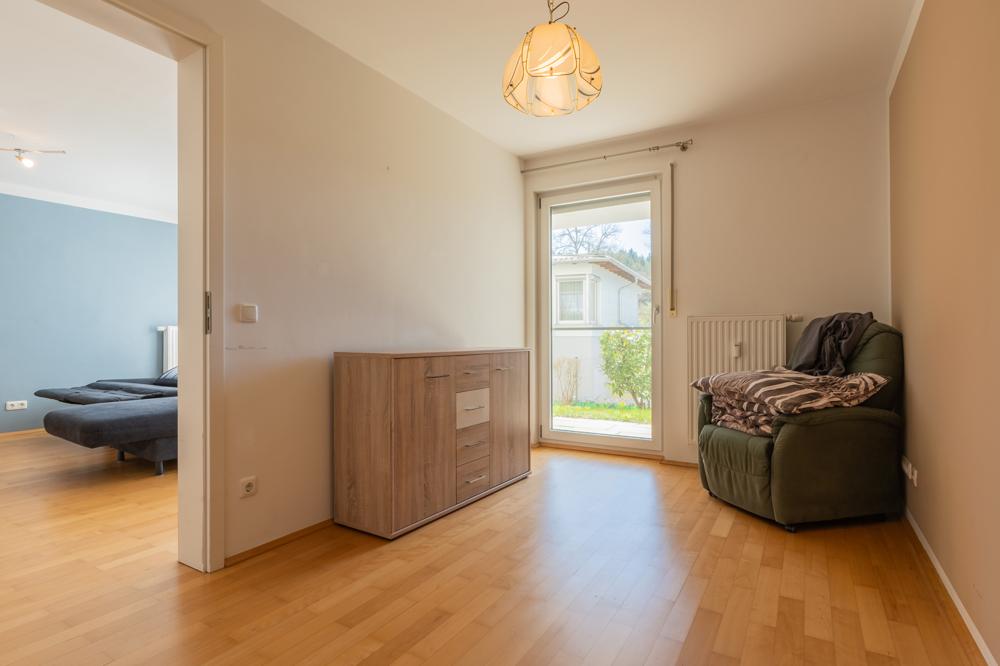 Erdgeschosswohnung in Klinik Nähe 3-Zimmer-Wohnung mit Tageslichtbad, EBK und Gartenanteil - Foto 2