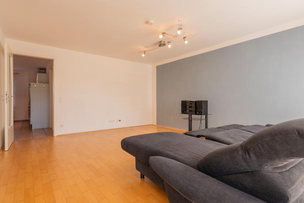 Erdgeschosswohnung in Klinik Nähe 3-Zimmer-Wohnung mit Tageslichtbad, EBK und Gartenanteil - Foto 4