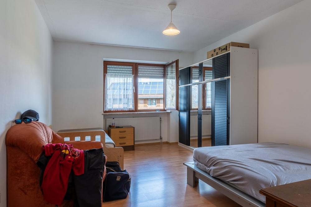 Solide 3-Zimmer-Wohnung in absolut ruhiger Lage mit Balkon & Festgarage in Salzweg - Photo 4