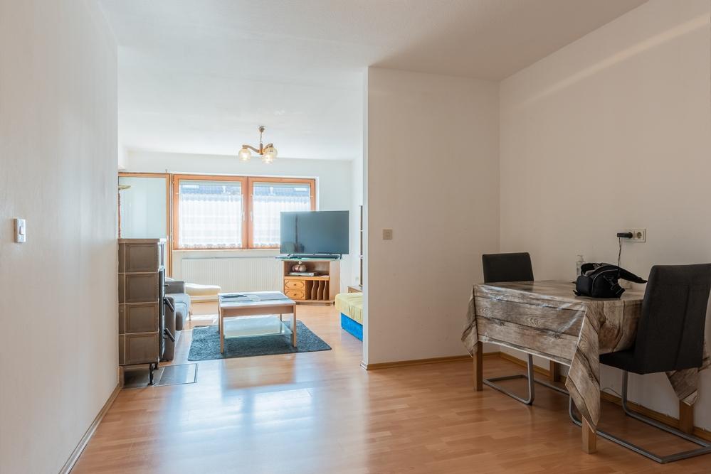Solide 3-Zimmer-Wohnung in absolut ruhiger Lage mit Balkon & Festgarage in Salzweg - Photo 3