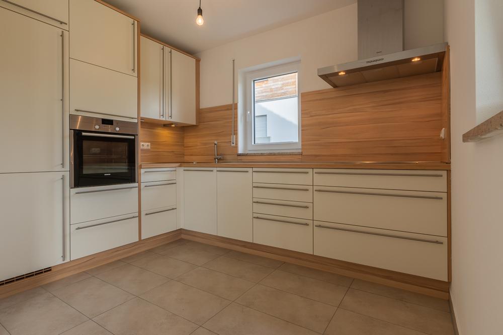 Blick über das Donautal und Obernzell! 2-Zimmer-Wohnung mit Tageslichtduschbad, Terrasse und EBK - Photo 3