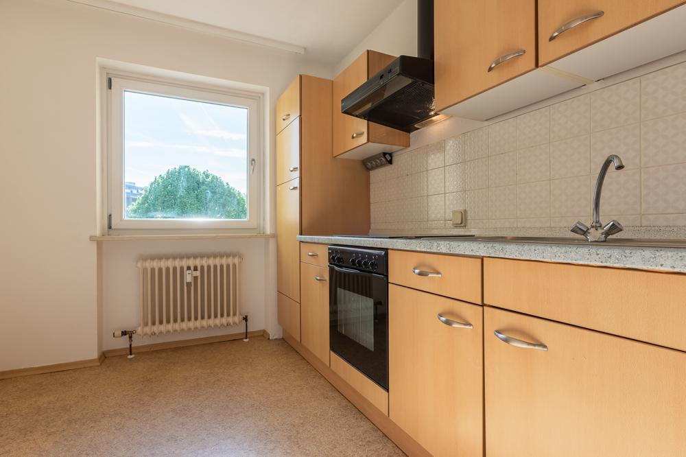 Wohnen mit Weitblick 2-Zimmer-Wohnung mit Wannenbad, Balkon und EBK - Foto 2