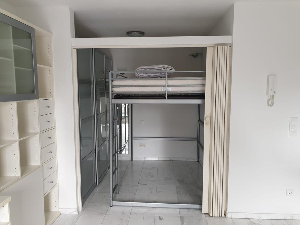 Vollmöbliert wohnen nähe Klinikum 1,5-Zimmer-Wohnung mit Duschbad, EBK und Terrasse - Photo 3
