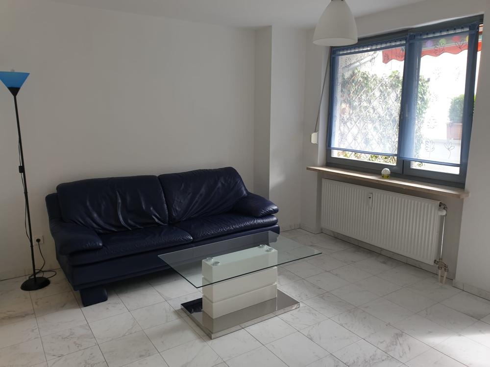Vollmöbliert wohnen nähe Klinikum 1,5-Zimmer-Wohnung mit Duschbad, EBK und Terrasse - Photo 1