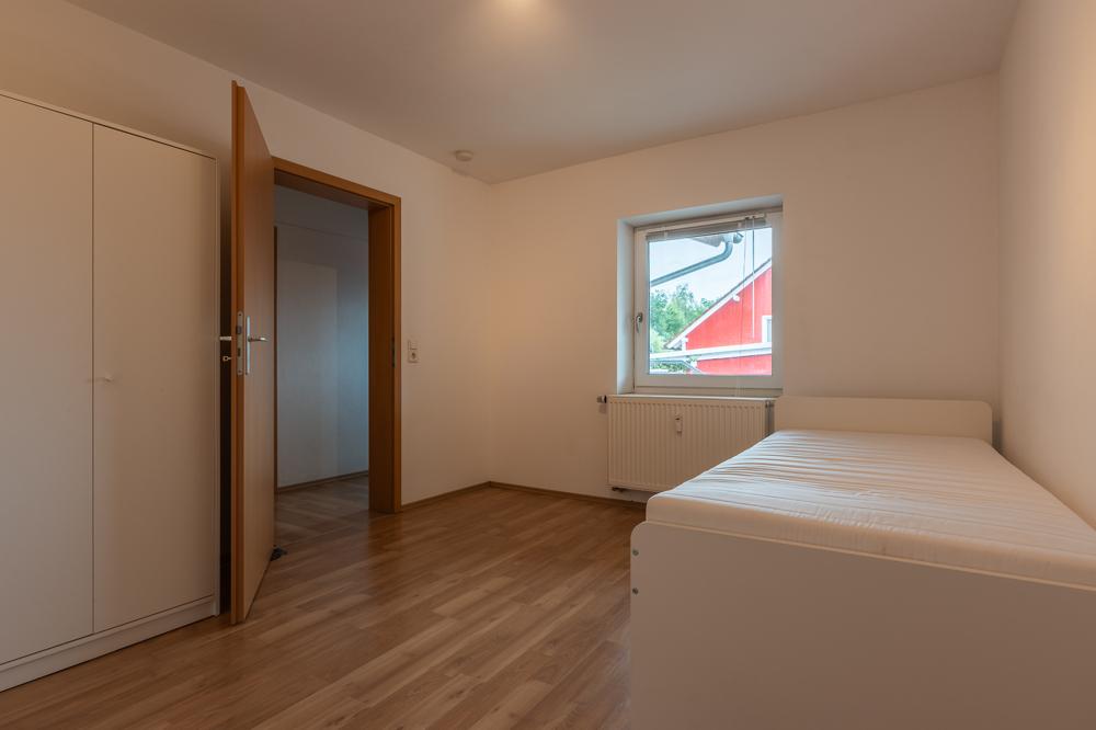 Passau-Ingling WG-Tauglich wohnen 3-Zimmer-Wohnung mit Tageslichtduschbad, Terrasse und EBK - Photo 2