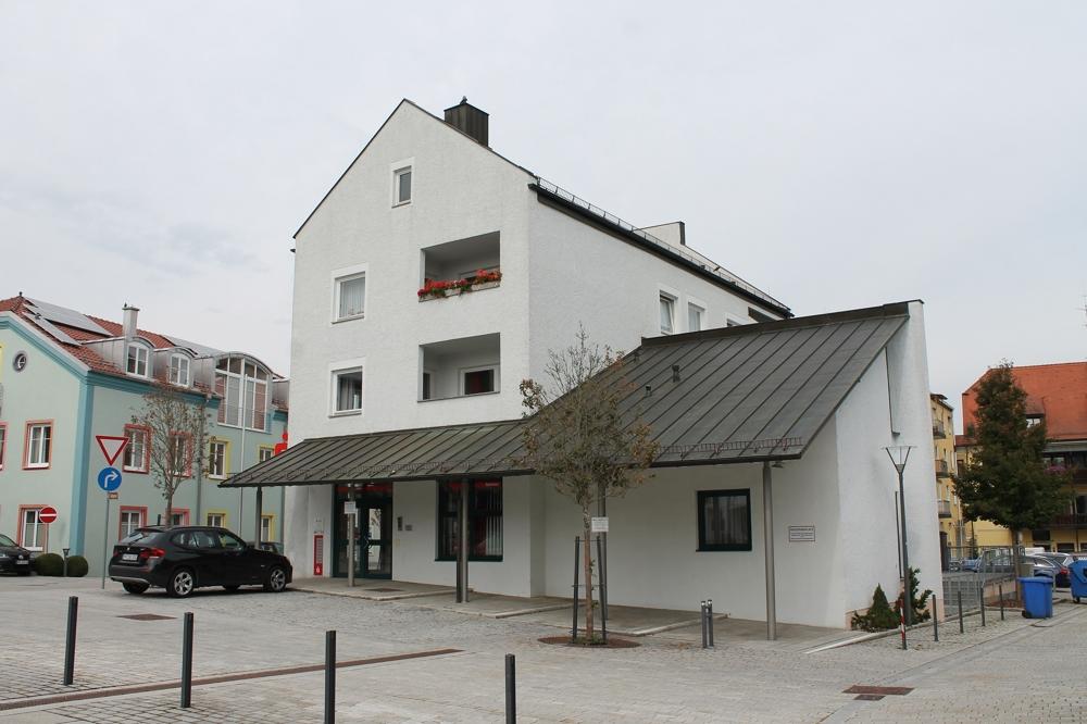 Direkt in Fürstenzell Gemütliche 4-Zimmer-Wohnung mit Loggia und Tageslichtduschbad - Photo 2