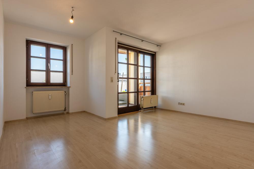 Gelungene 2-Zimmer-Wohnung mit heller Küche, geräumigen Wannenbad und gemütlicher Balkonterrasse - Photo 2