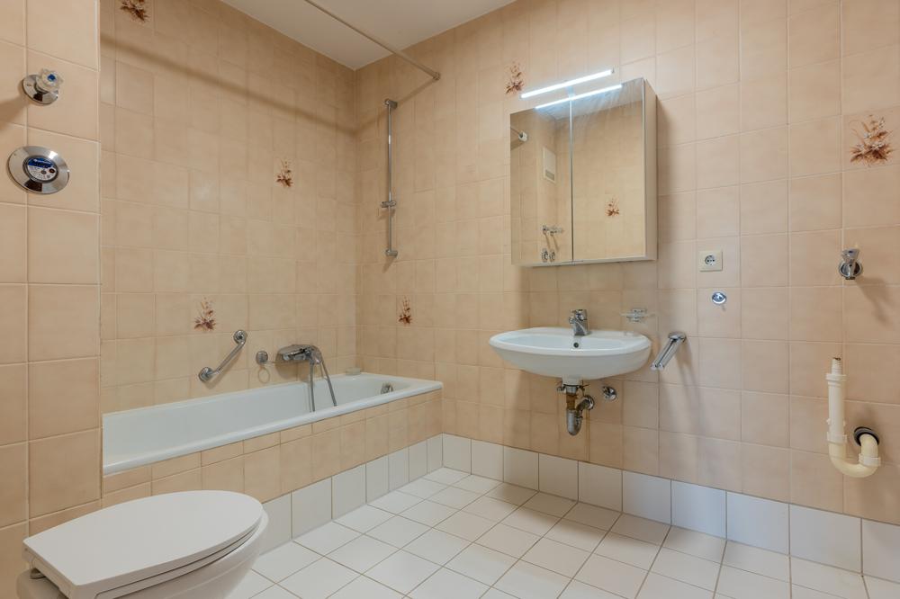 Gelungene 2-Zimmer-Wohnung mit heller Küche, geräumigen Wannenbad und gemütlicher Balkonterrasse - Photo 4