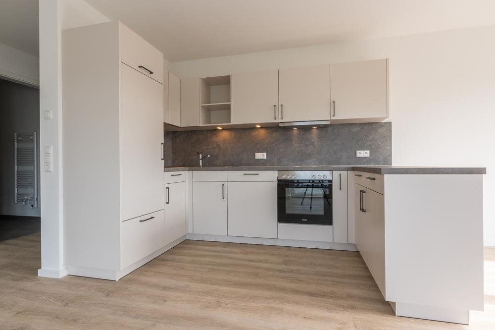 Moderne 2-Zimmer-Neubauwohnung mit EBK und überdachtem Balkon Erstbezug in Vilshofen an der Donau - Foto 4