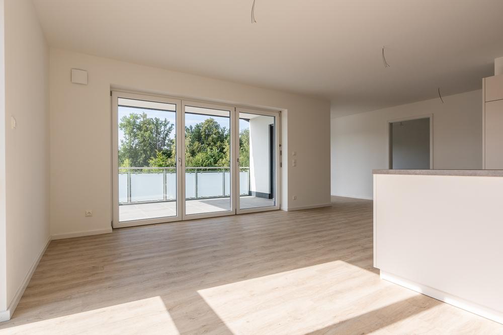 Moderne 2-Zimmer-Neubauwohnung mit EBK und überdachtem Balkon Erstbezug in Vilshofen an der Donau - Foto 2