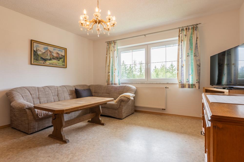 Offen-Wohnen in Tiefenbach 3-Zimmer-Erdgeschosswohnung mit Tageslichtbad, Balkon und EBK - Photo 3