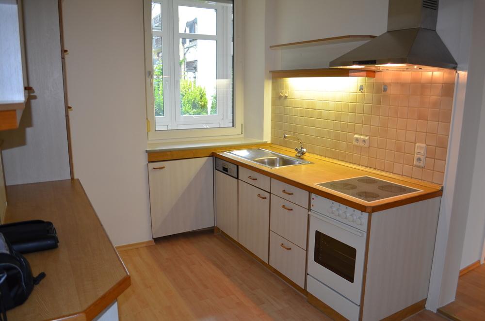 ACHTUNG STUDENTEN! 2-Zimmer-Wohnung mit Tageslichtduschbad und Einbauküche - Photo 2