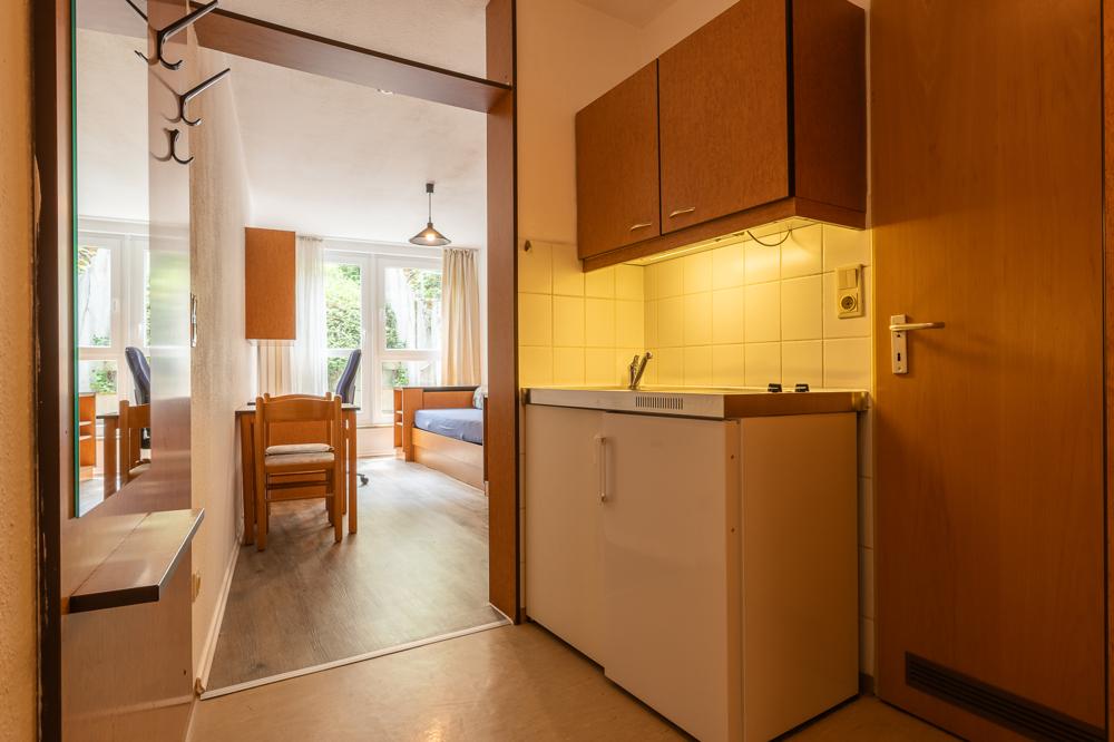 1-Zimmer-Appartement in ruhiger Stadtlage – nur 1 km von der Universität entfernt - Photo 4
