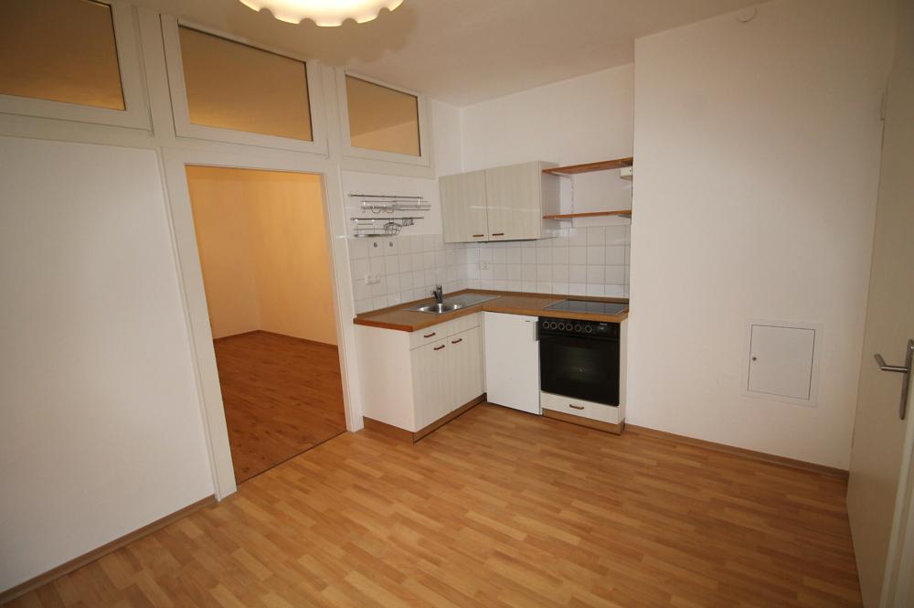 Achtung Studenten: Großzügig Wohnen nähe Zentrum 2-Zimmer-Wohnung mit EBK, Tageslichtbad und Balkon - Photo 4