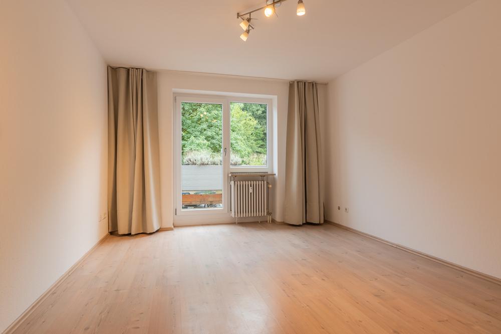 1-Zimmer-Appartement mit Duschbad, Kochzeile, Sonnenterrasse und Tiefgaragenstellplatz in Uni nähe! - Foto 1