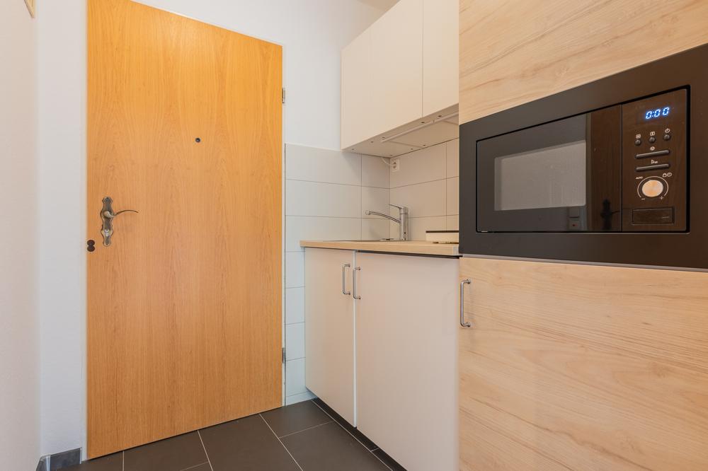 1-Zimmer-Appartement mit Duschbad, Kochzeile, Sonnenterrasse und Tiefgaragenstellplatz in Uni nähe! - Foto 3