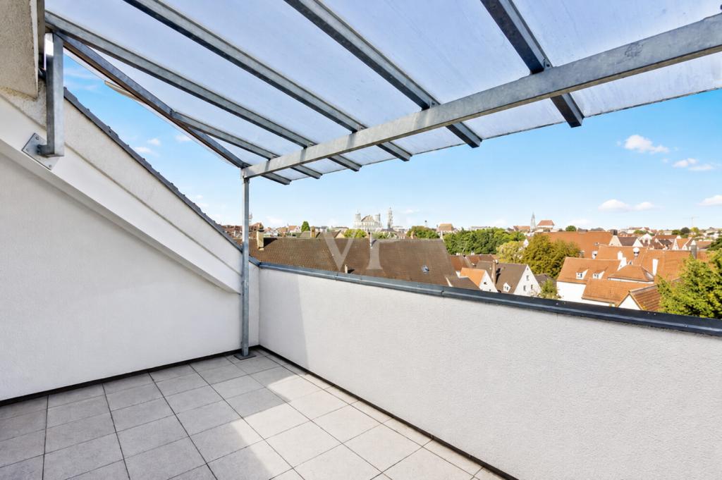 Großzügige Altbaugaleriewohnung in der Innenstadt - WG-geeignet - Photo 3