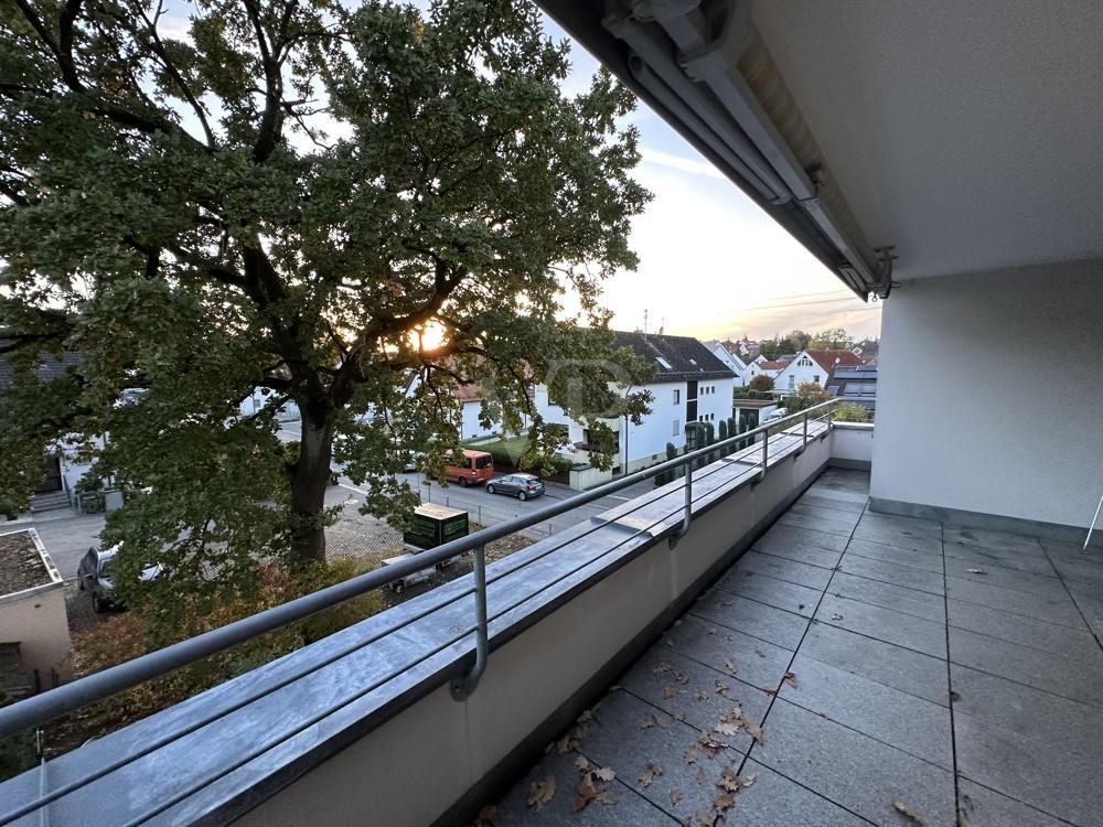 Schicke Maisonette-Wohnung mit großem Balkon in Neusäß - Photo 5