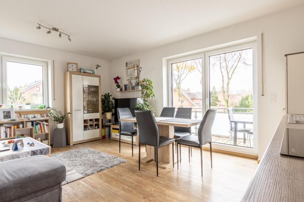 Zeit für Neues: 2 Zimmer mit Balkon! - Photo 1