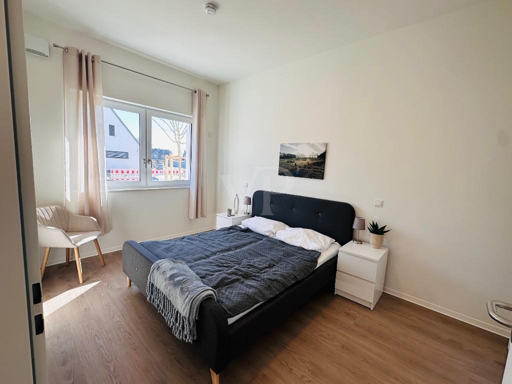 Schlafzimmer Bild 1