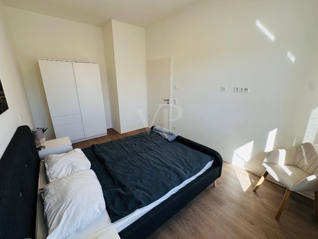Schlafzimmer Bild 2