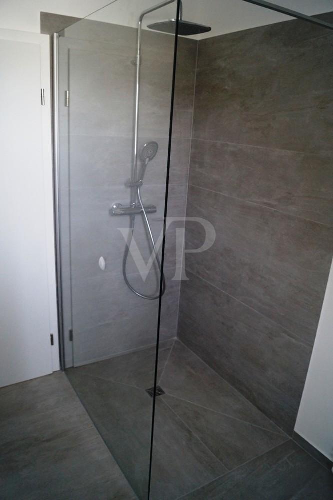**Modern und schick! Sanierte 3-Zi.Whng. mit Balkon und Garage in ruhiger Lage von Groß-Hehlen** - Photo 4