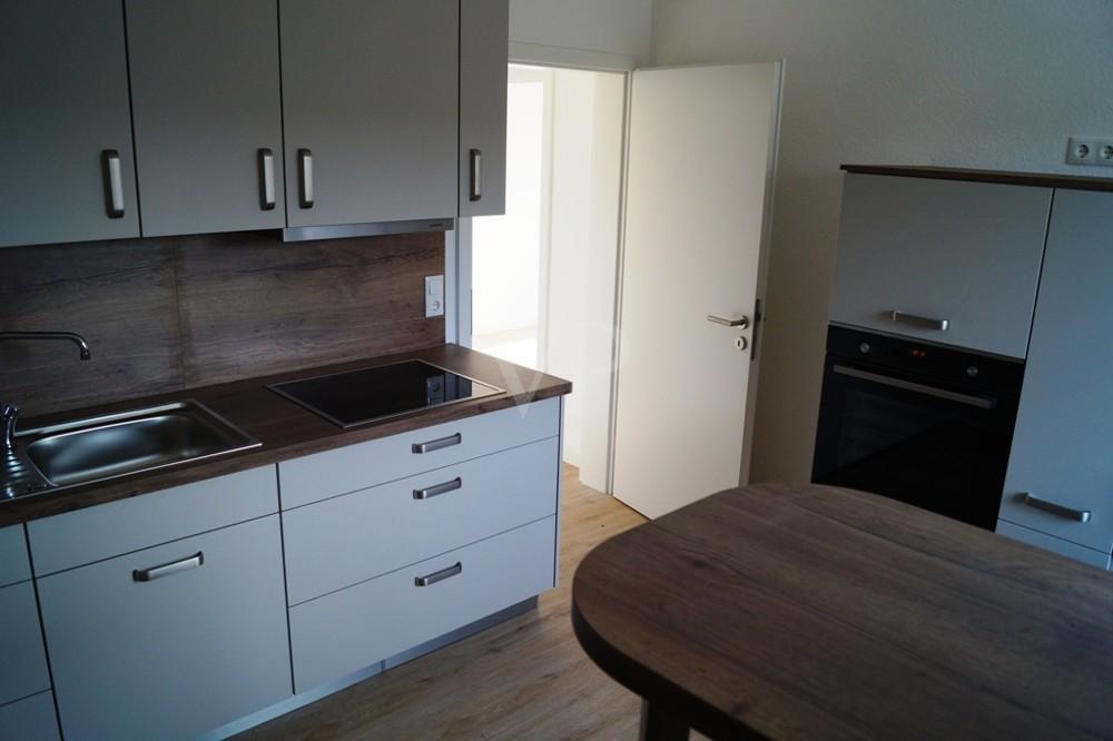 **Modern und schick! Sanierte 3-Zi.Whng. mit Balkon und Garage in ruhiger Lage von Groß-Hehlen** - Photo 2