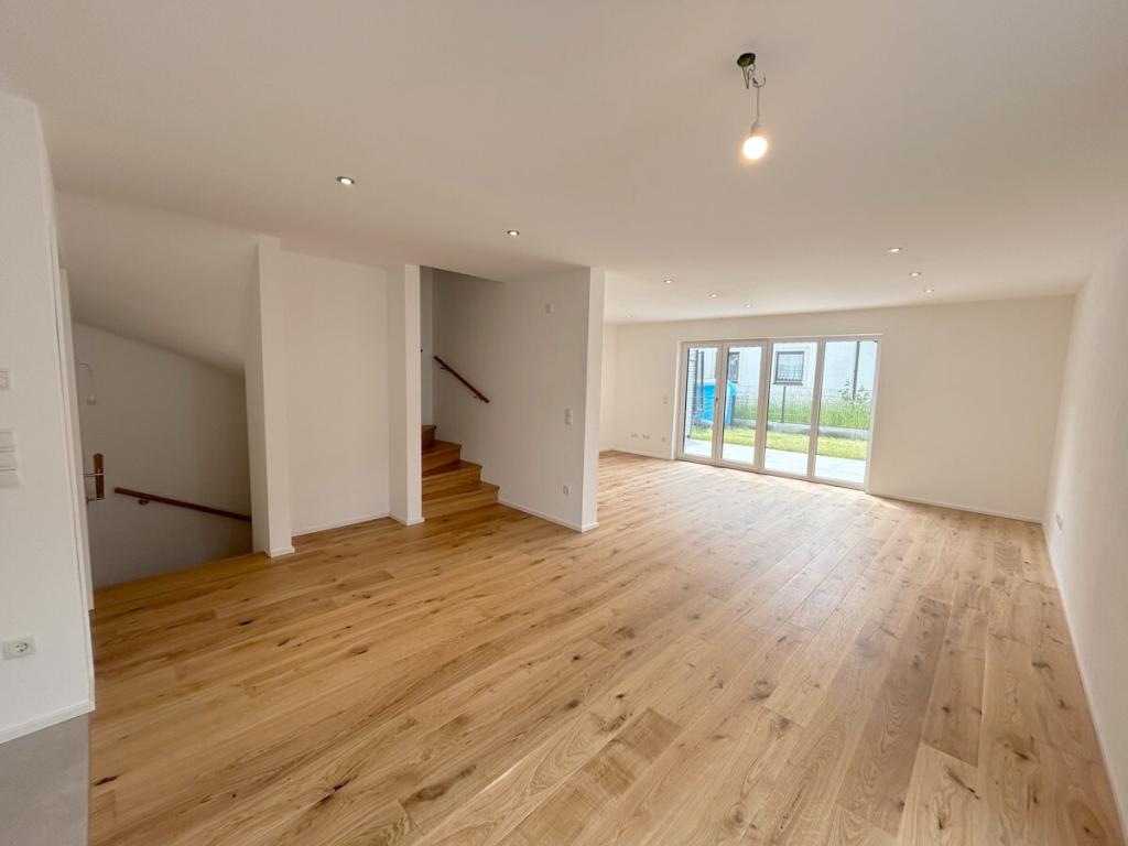 Modernes Reiheneckhaus vor den Toren Rosenheims - zur Miete! - Photo 2