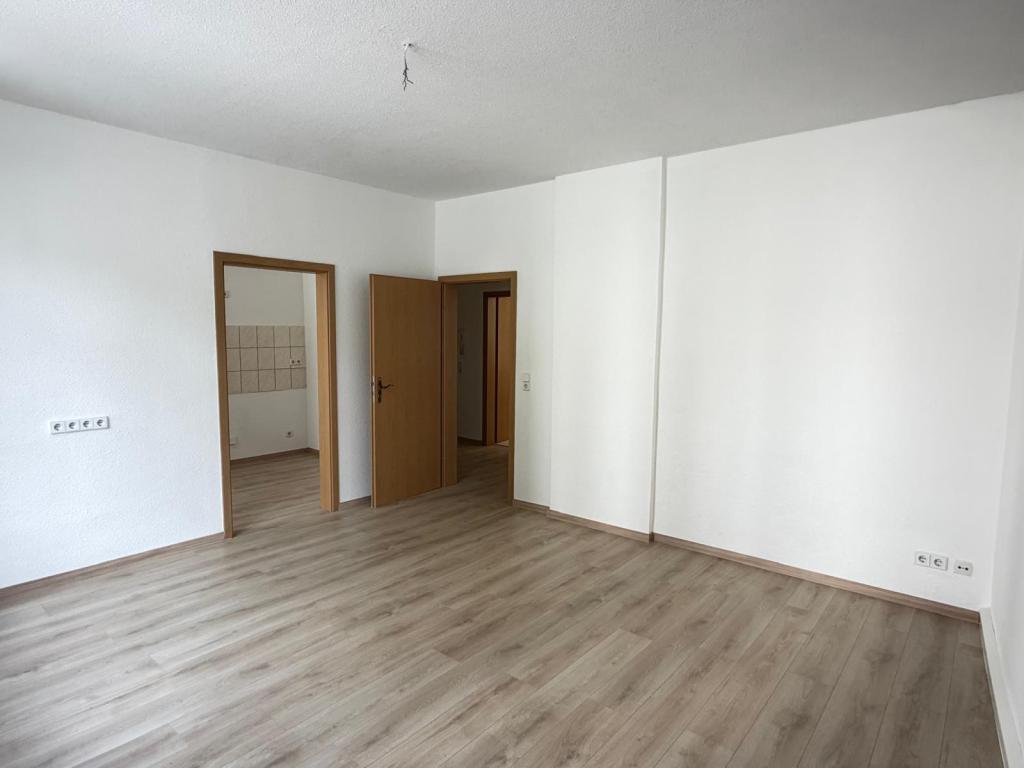 IM ERDGESCHOSS MIT TAGESLICHTBAD 2- Raumwohnung - Photo 2