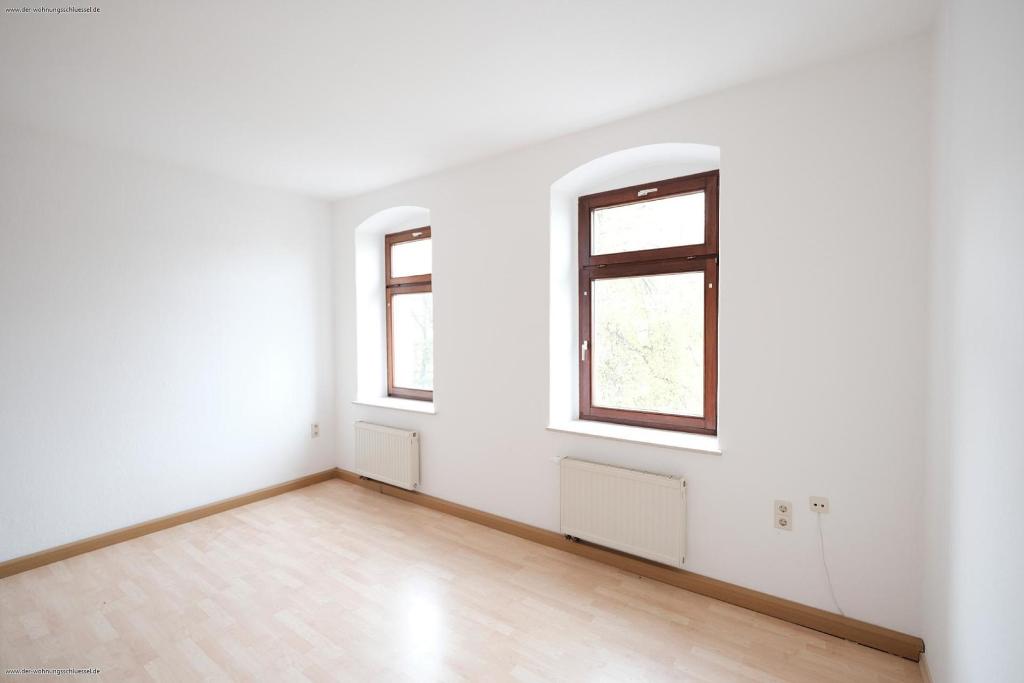 MIT EBK IM ZENTRUM VON ANNABERG! - Foto 2