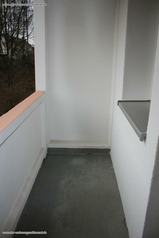 MIT BALKON IM SCHÖNEN GRÜNHAIN! 2-Raumwohnung - Foto 5