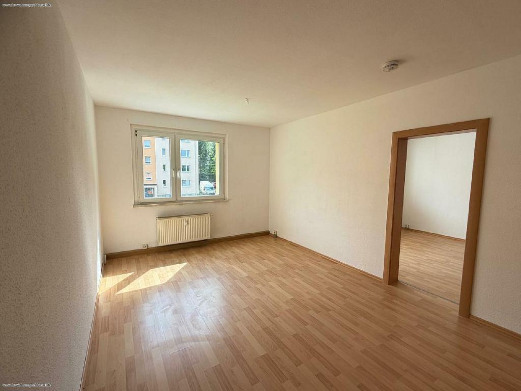 MIT BALKON IM SCHÖNEN GRÜNHAIN! 2-Raumwohnung - Photo 3