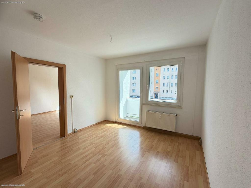 MIT BALKON IM SCHÖNEN GRÜNHAIN! 2-Raumwohnung - Photo 1