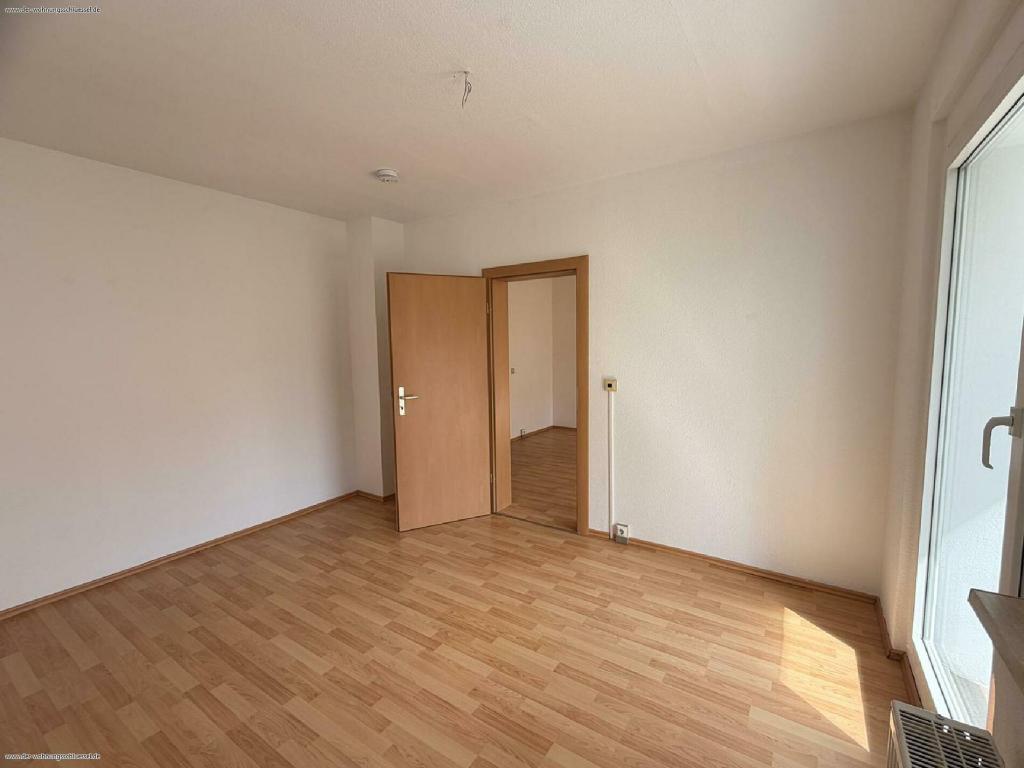 MIT BALKON IM SCHÖNEN GRÜNHAIN! 2-Raumwohnung - Photo 2
