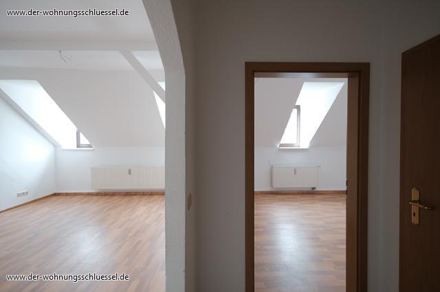 Gemütliche kleine Dachgeschosswohnung! - Photo 1
