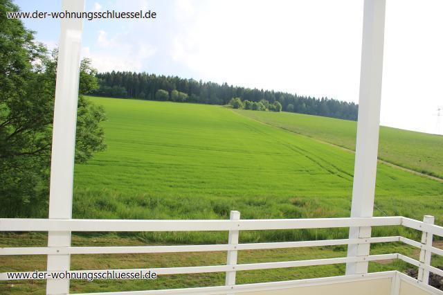 Den Blick ins Grüne vom Balkon aus genießen! - Photo 5