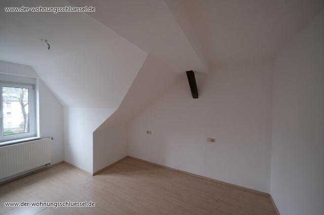 Gemütliche Dachgeschosswohnung! - Photo 1