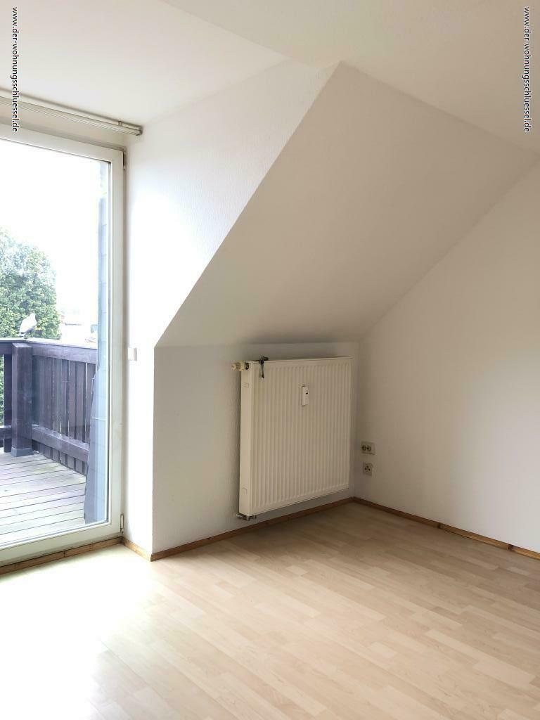 2 Zimmer im Dachgeschoss mit tollem Blick vom Balkon! - Photo 3