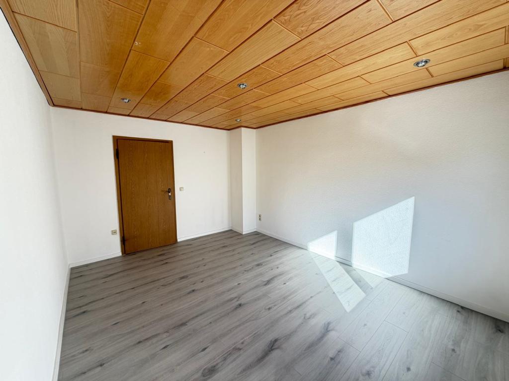 Einbauküche/Balkon/Erdgeschoss! - Photo 3