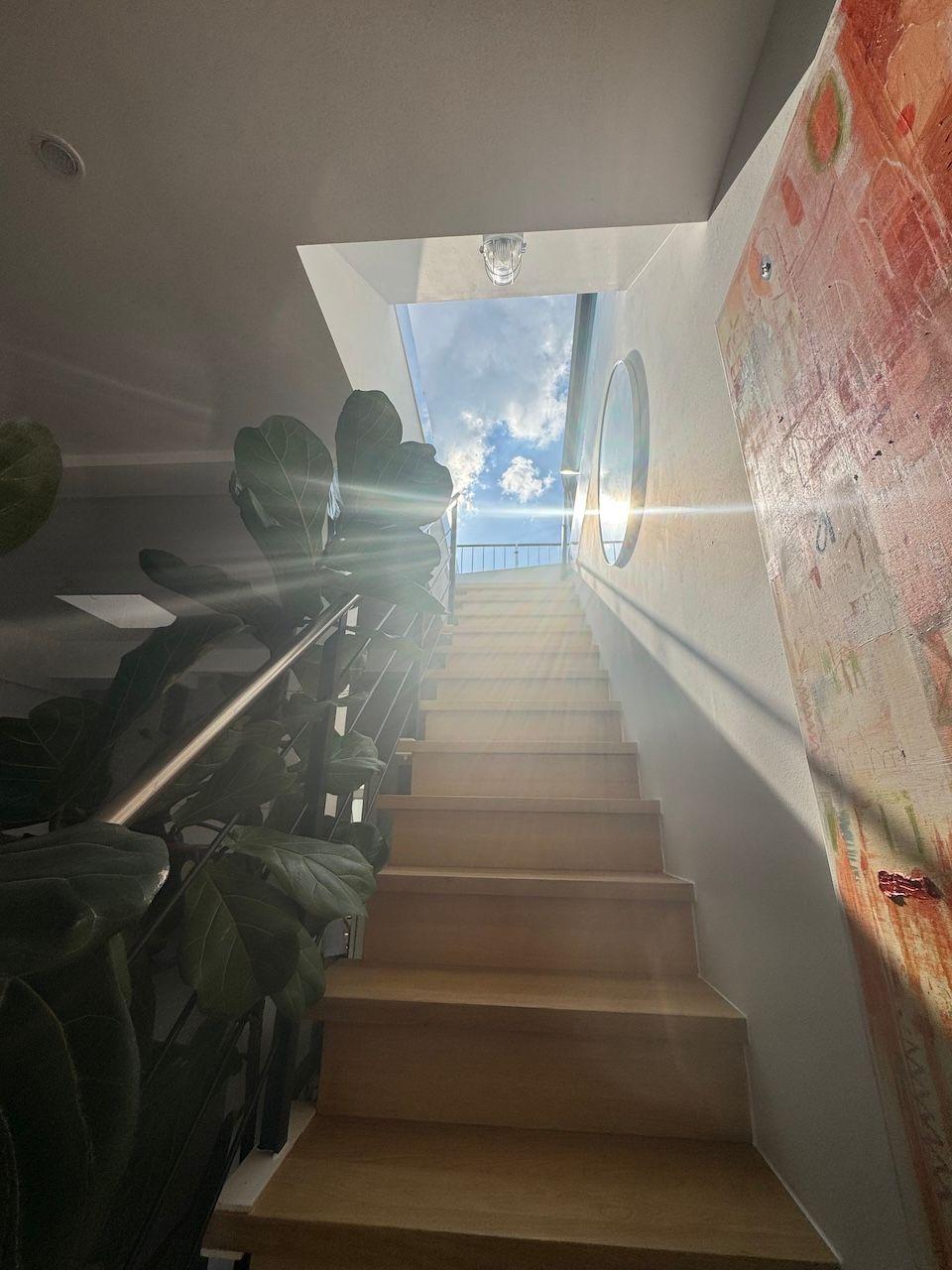 Treppe zur Dachterrasse