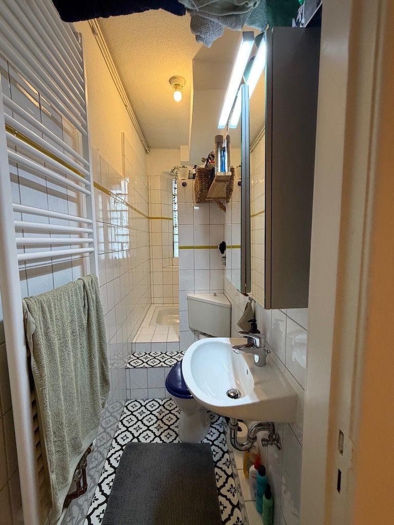 2-Zi.-Altbauwohnung mit Wohnküche und Balkon in Barmbek-Süd - Photo 5