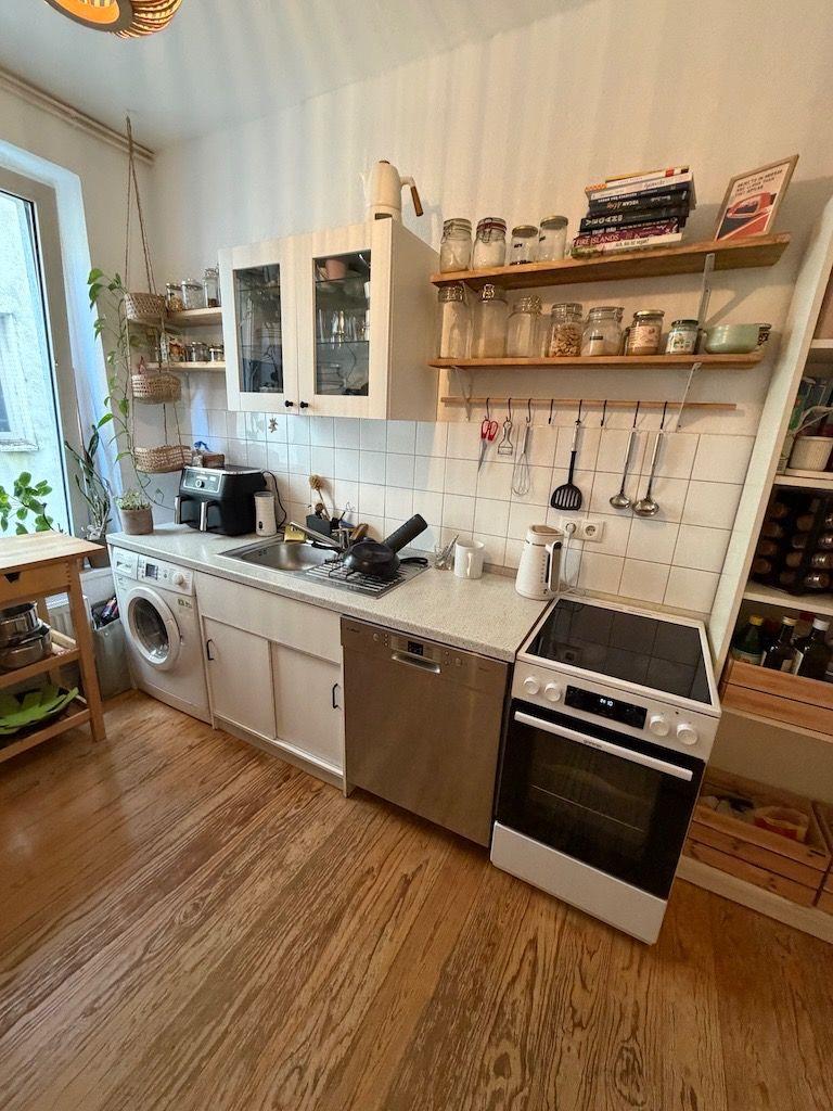 2-Zi.-Altbauwohnung mit Wohnküche und Balkon in Barmbek-Süd - Photo 3