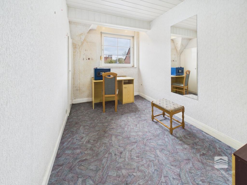 Schlafzimmer 3/3