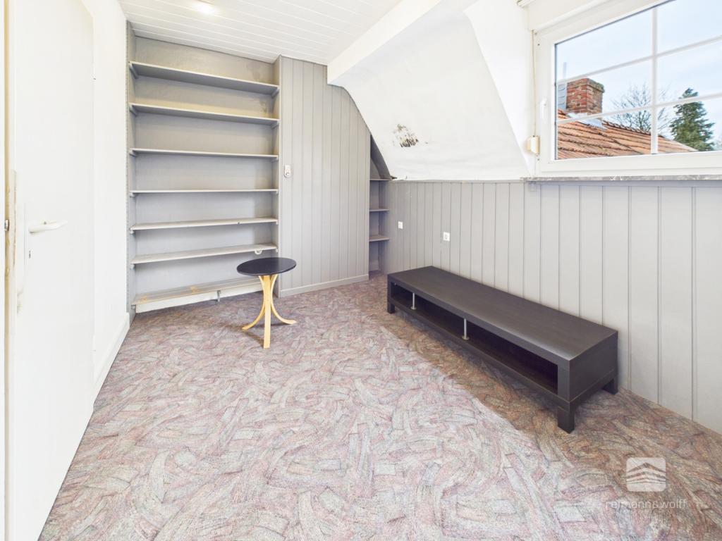 Schlafzimmer 2/3
