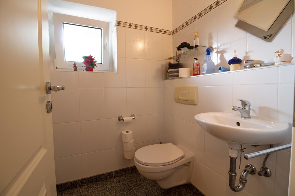Gäste-WC 2