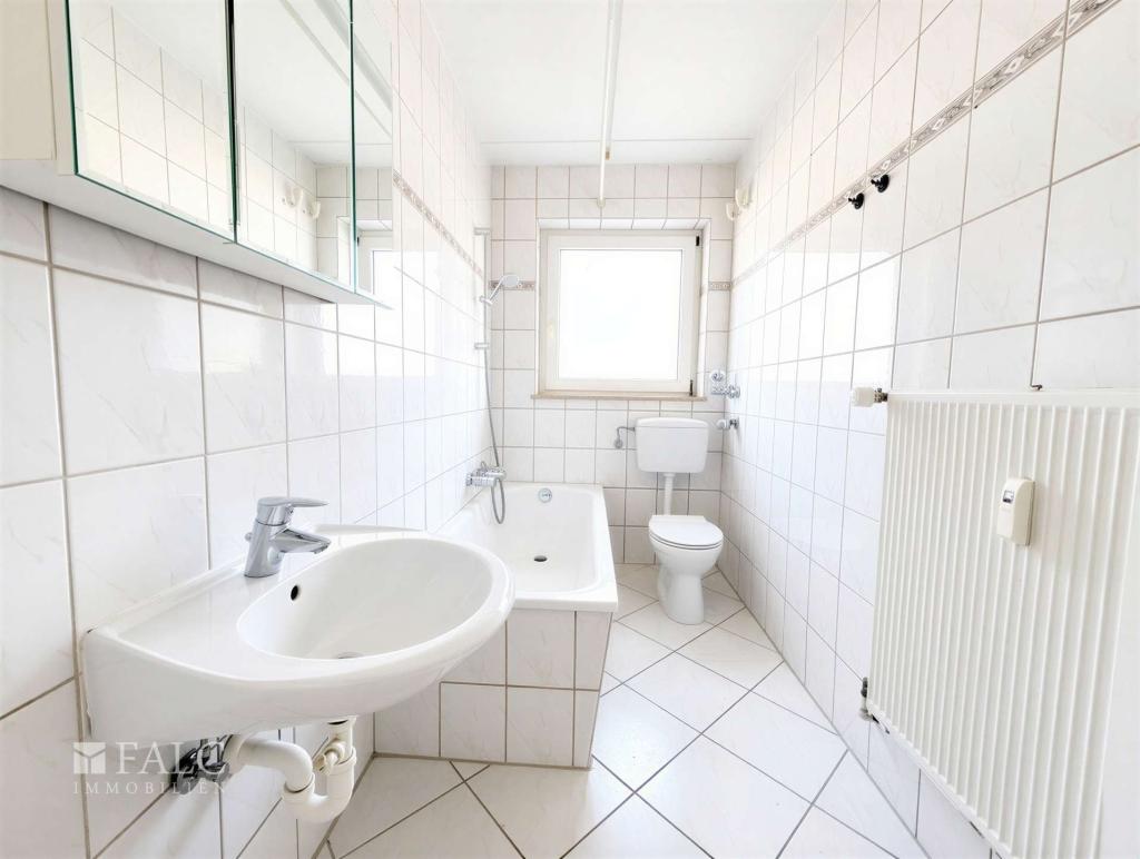 Schöne 3-Zimmer-Wohnung mit großzügigem Balkon - Photo 4