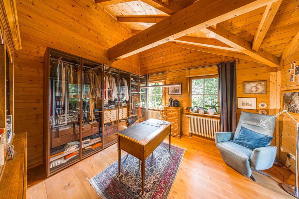 Arbeitszimmer