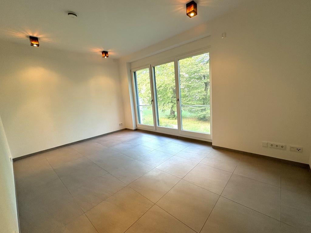 Exklusive Maisonettewohnung mit Sauna, Kamin und Designküche - Photo 2